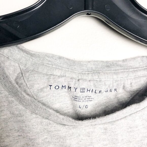 Tommy Hilfiger Crewneck Logo Cropped T shirt Large - Picture 5 of 5
